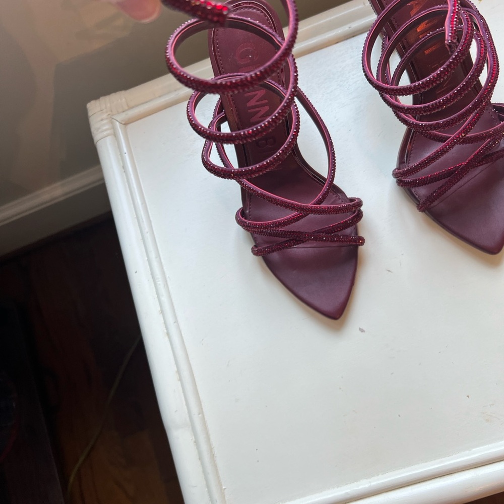 Gianni Bini Burgundy Strappy Heels - Picture 7 of 7